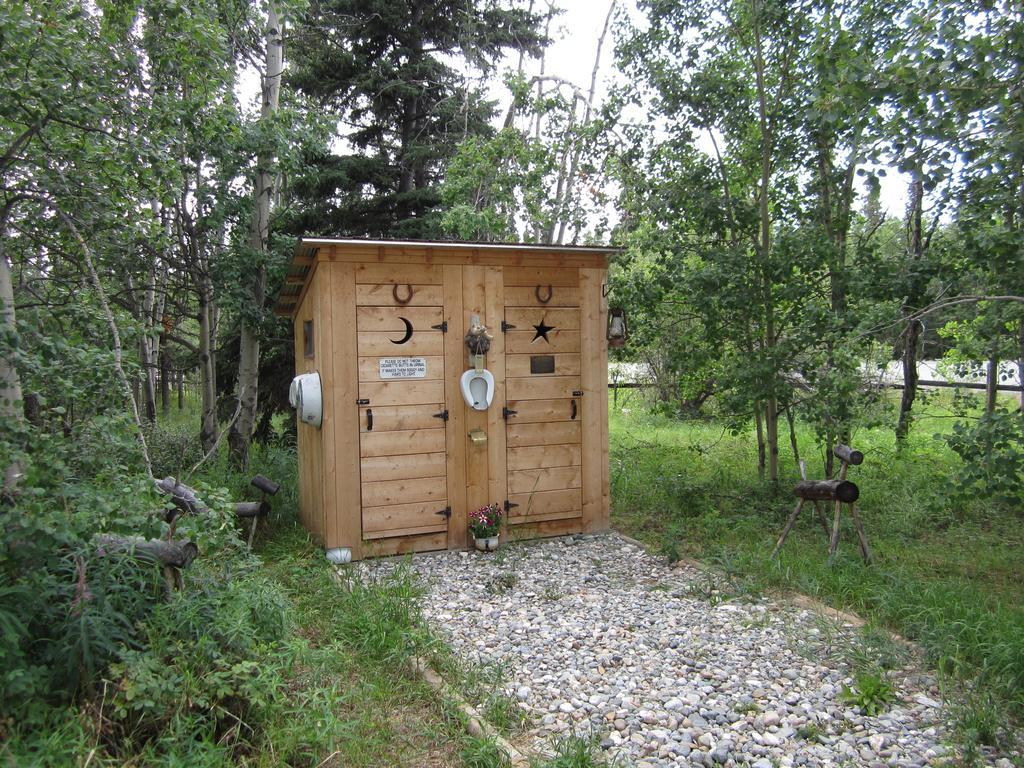 Six Mile River Resort Tagish Extérieur photo